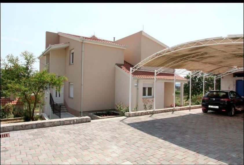 Apartmant Milan Τρογκίρ Εξωτερικό φωτογραφία